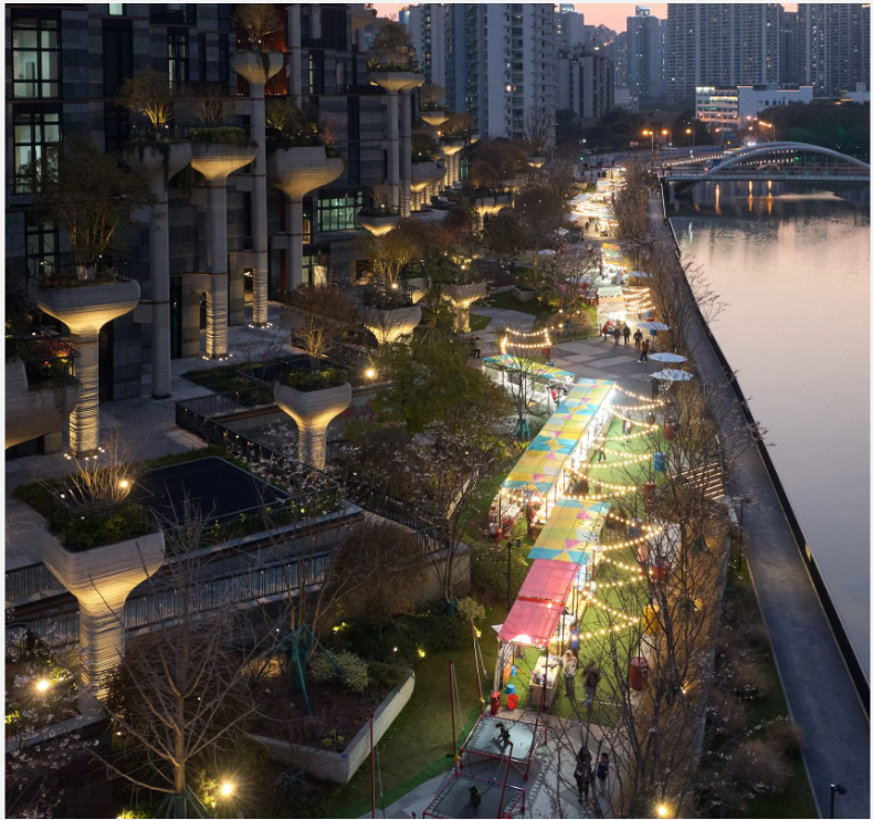 Тисяча колон із живими деревами: сучасна версія одного з чудес світу